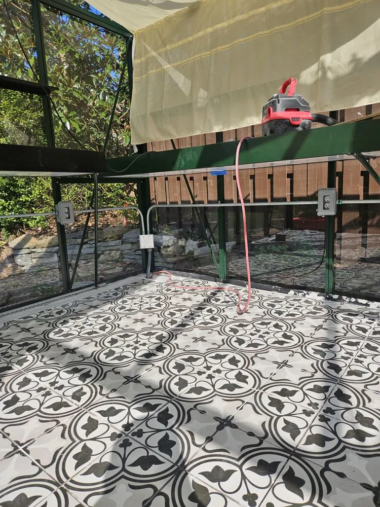 Slide of Bear Copper Electric