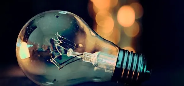 Emergency electrician providing panel upgrade in , 