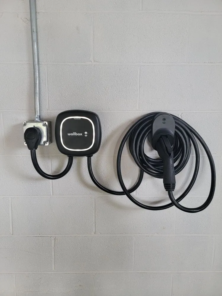 Reliable circuit breaker repair in ,  by Bear Copper Electric