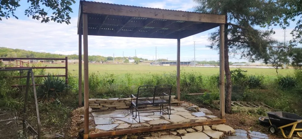 Emergency electrical repair in , by Bearded Handyman