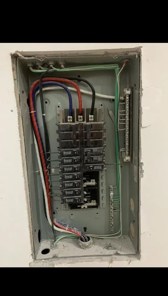 Slide of Beason’s Electrical Services