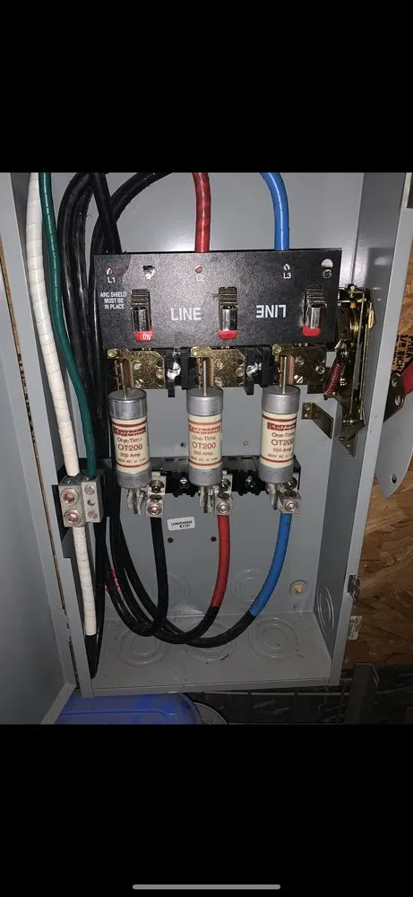 Slide of Beason’s Electrical Services