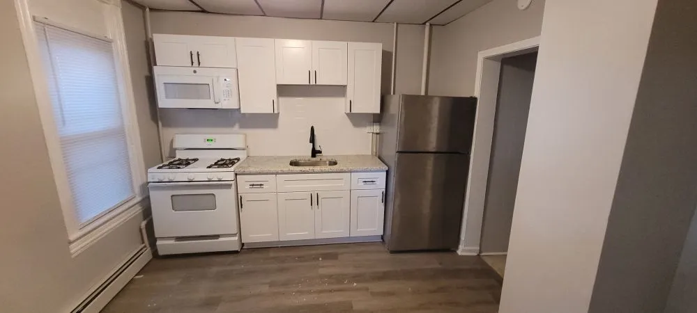 Slide of Beaver Homes Construction