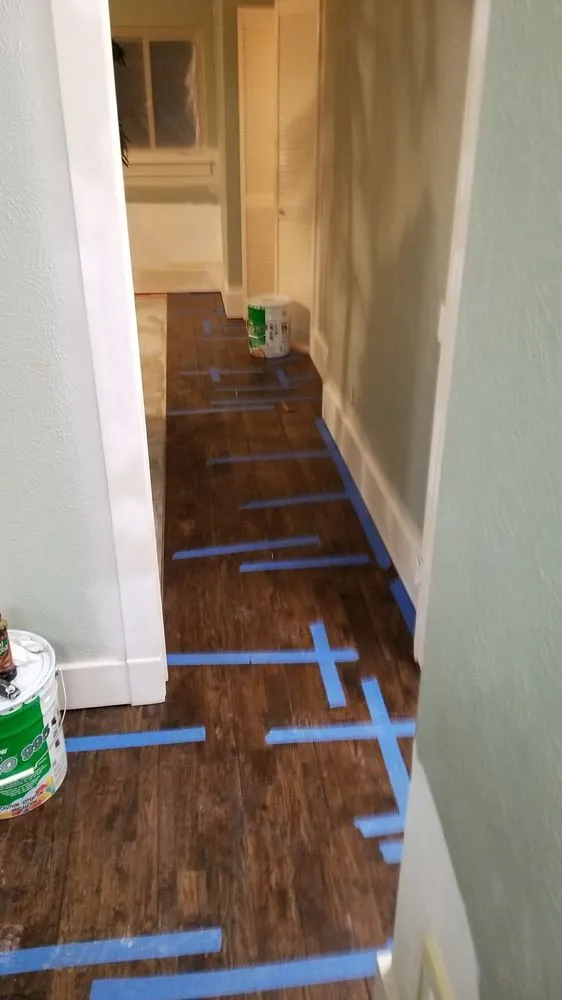 Emergency electrician providing panel upgrade in , 