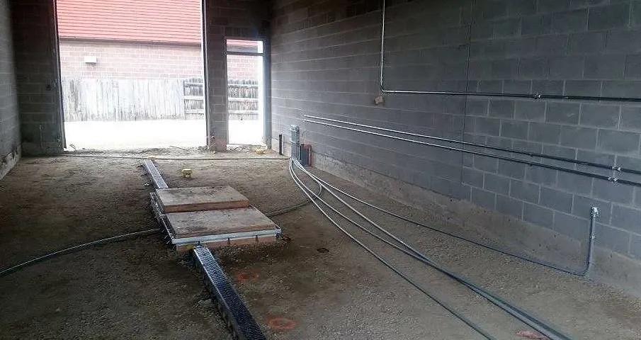 Reliable electrician providing outlet and switch repair in , 