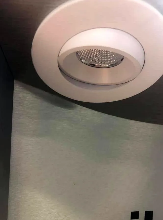 Affordable electrician providing lighting installation in , 