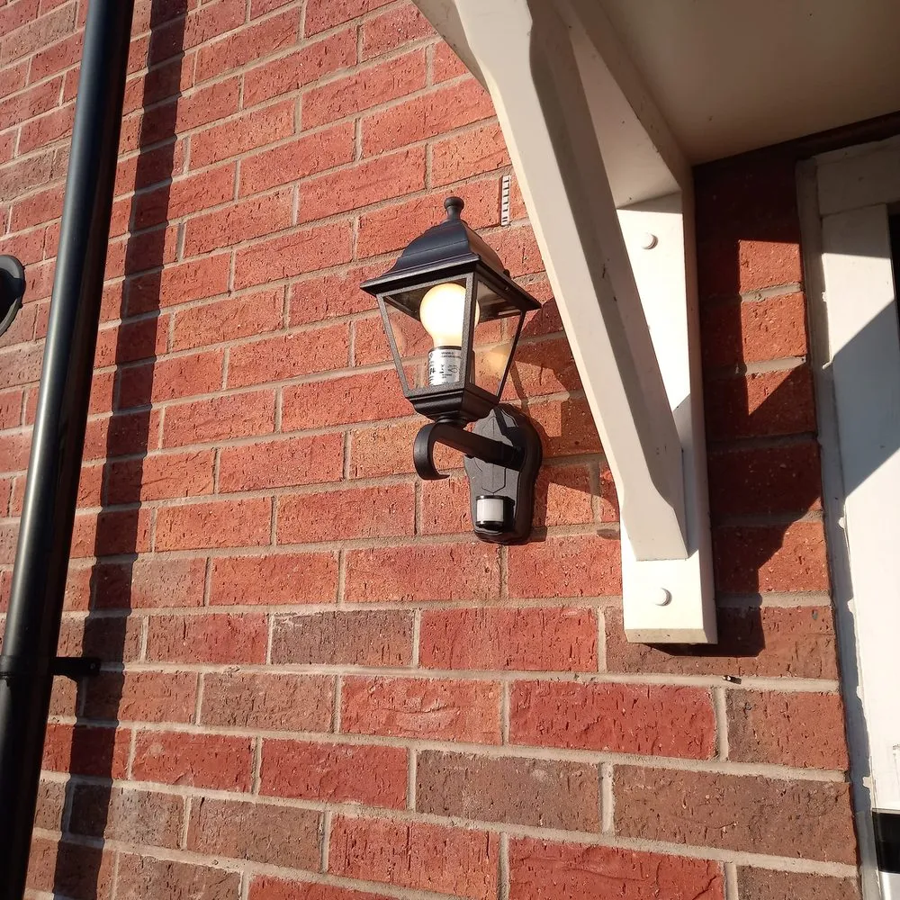 Slide of Bedford Emergency Electrician