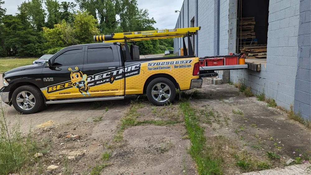 Slide of Bee-Lectric