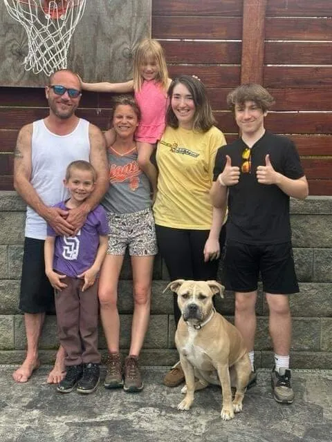 Slide of Bee-Lectric