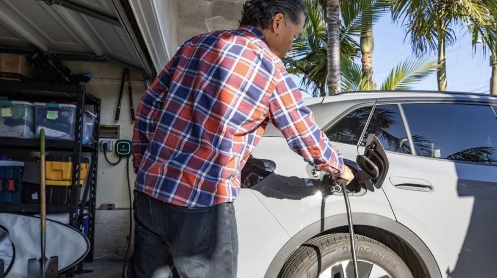 Slide of BeeCharged Experts