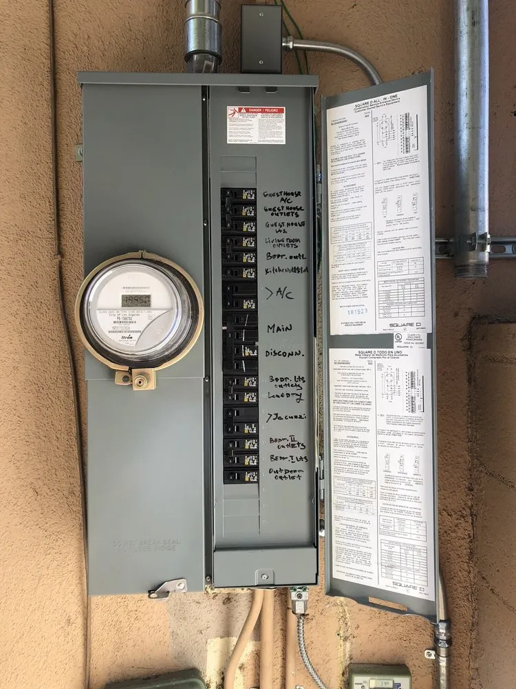 Certified outlet and switch repair experts serving Tarzana, CA - Belco Electric Service