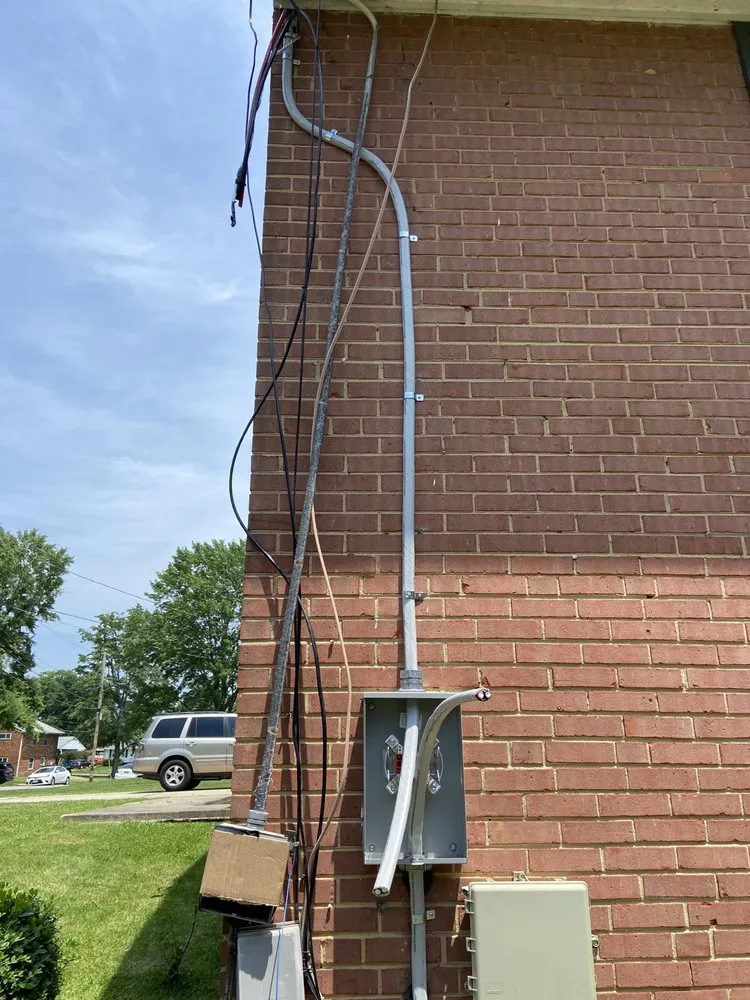 Slide of Bella Electric