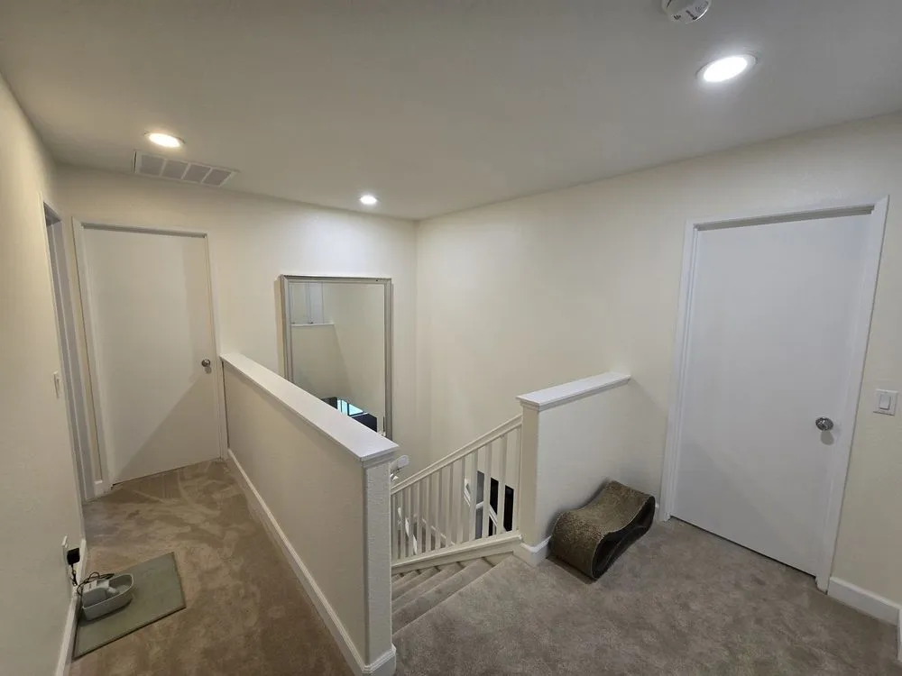 Slide of Bella Electric