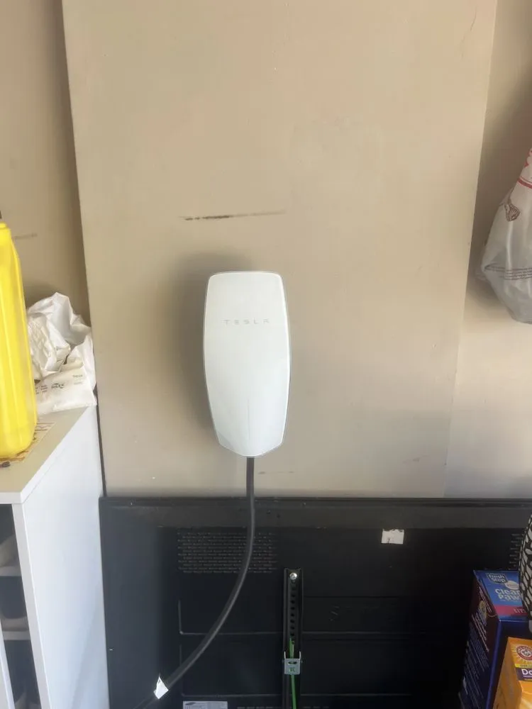 Slide of Bella Vita Solar