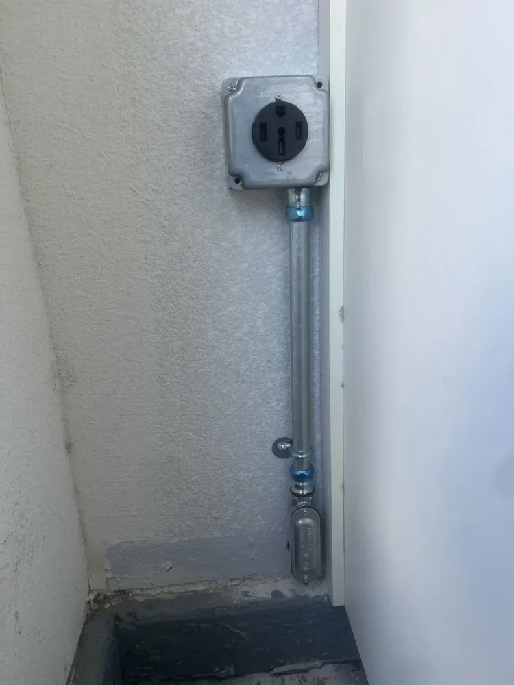 Slide of Bella Vita Solar