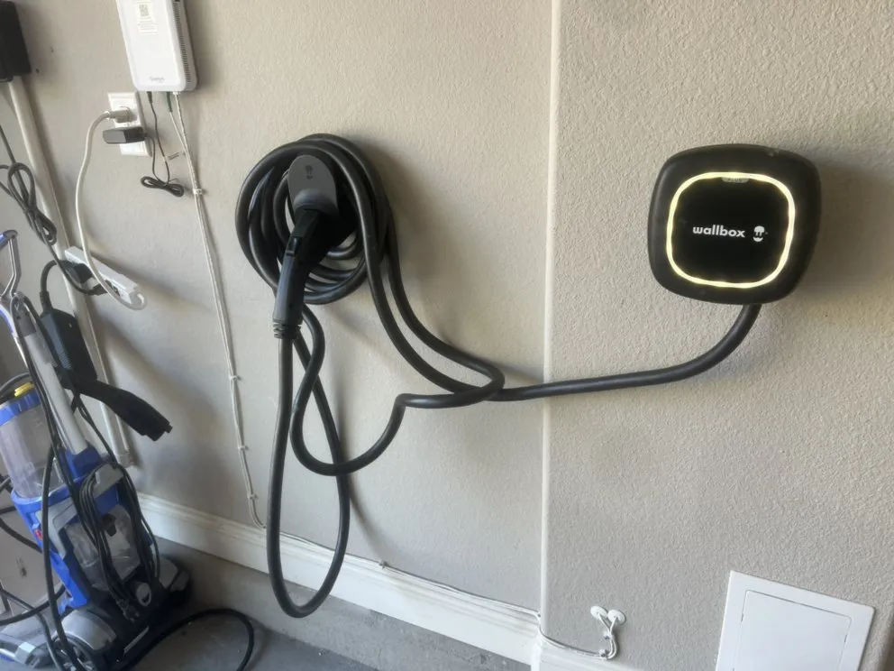 Licensed circuit breaker repair experts serving ,  - Bella Vita Solar