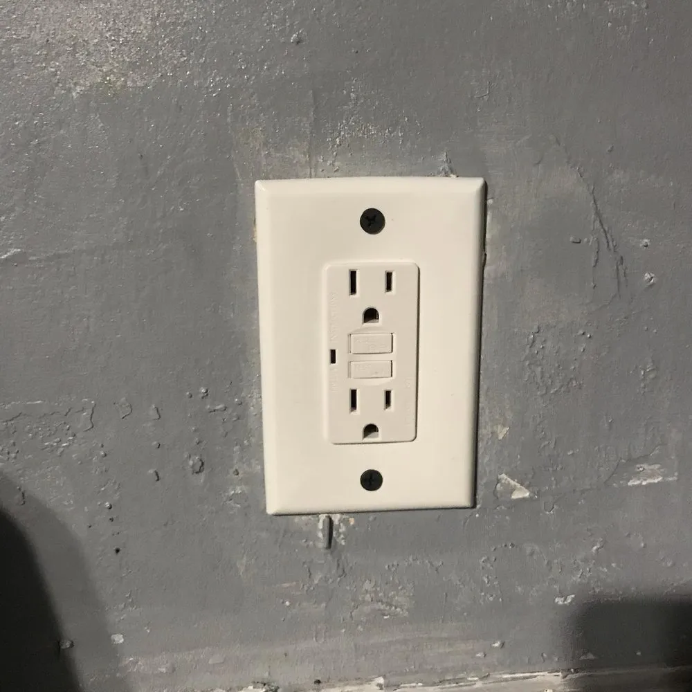 Slide of Bellmore 24 Hour Electrician