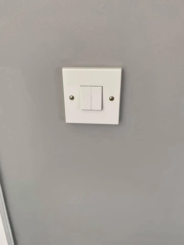 Slide of Bellwood Electrician Service