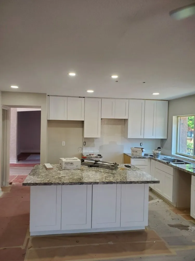 Licensed emergency electrical service experts serving ,  - Belmont Electric