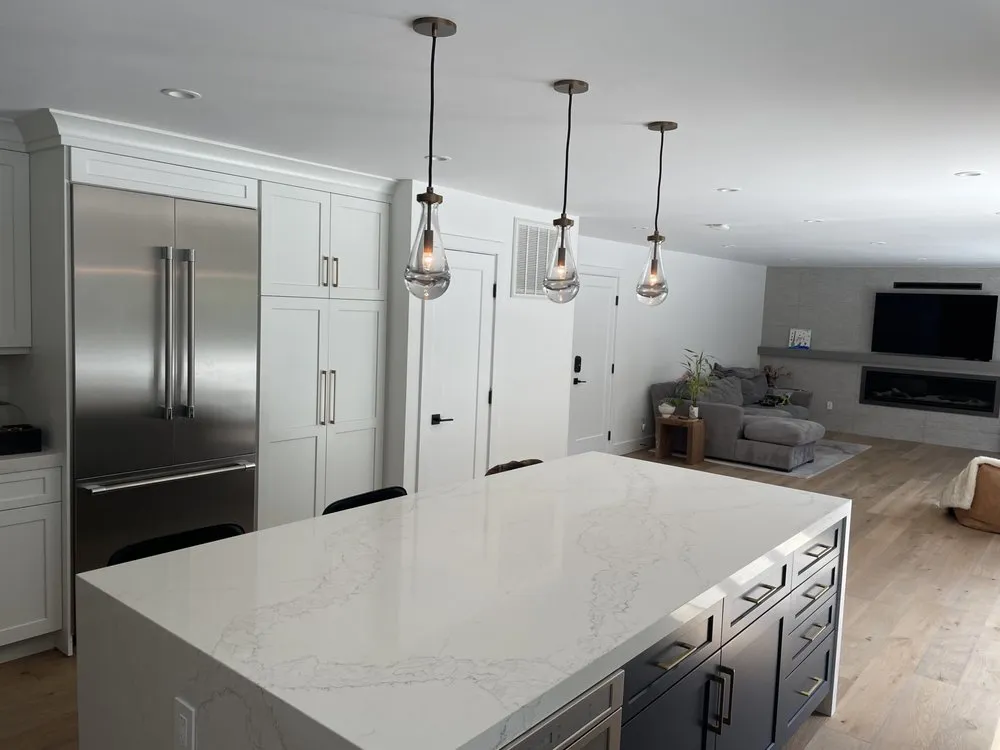 Licensed electrician providing outlet and switch repair in Somerset, CA - Ben Hernandez Electrical