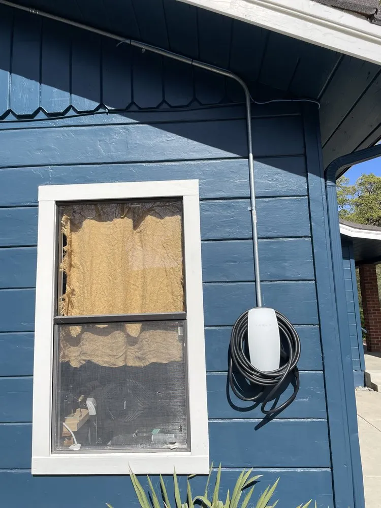 Reliable electrician providing wiring installation in Somerset, CA - Ben Hernandez Electrical