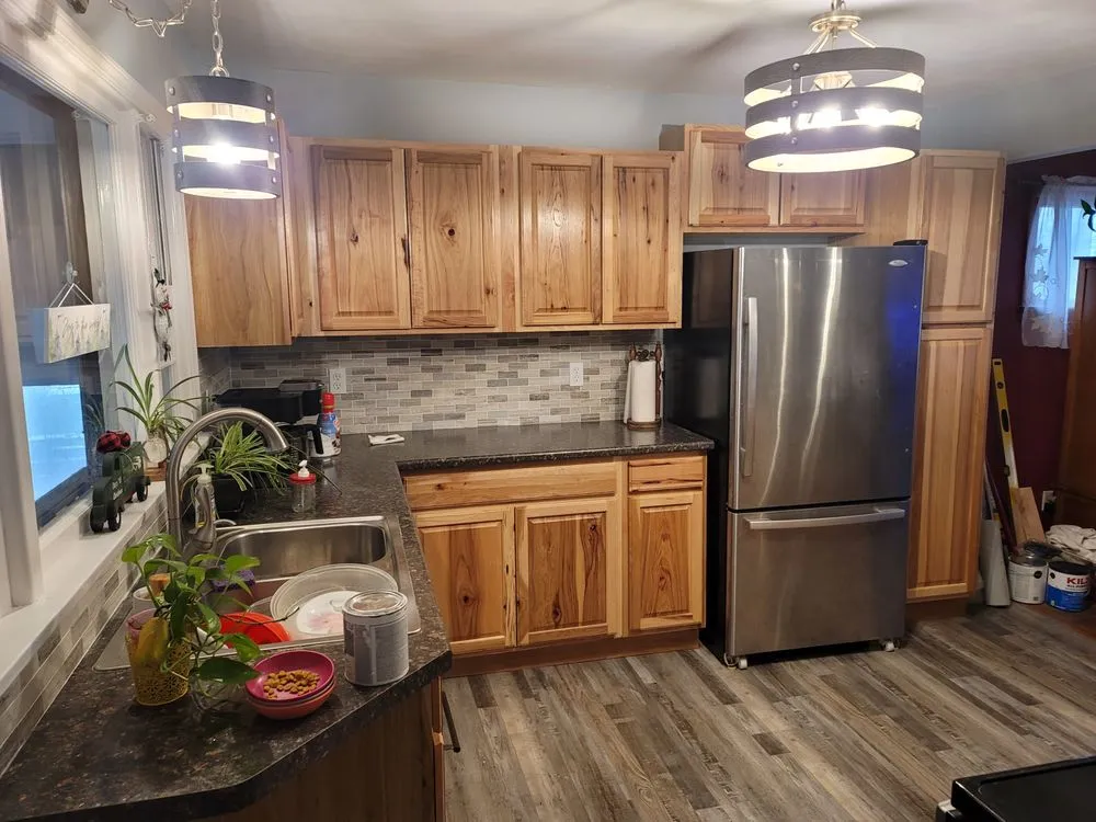 Slide of Ben Nye The Fix-It Guy