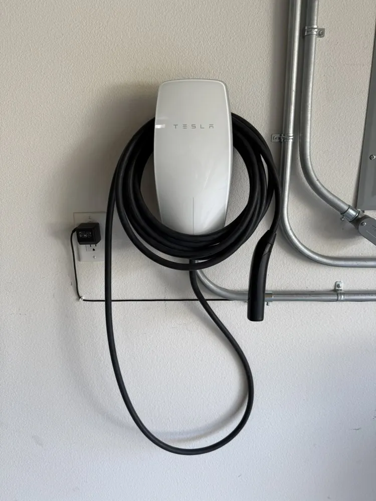 Slide of BeniteX Electric