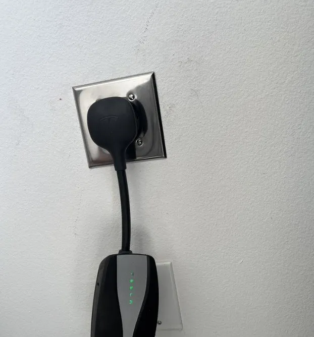 Slide of BeniteX Electric