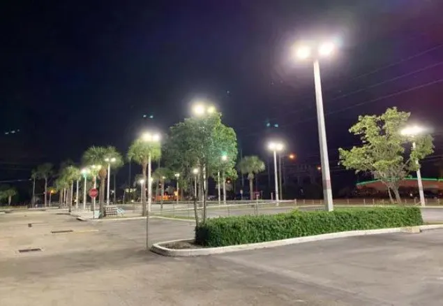 Slide of Benitez Electric