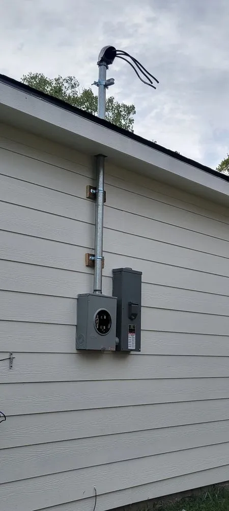 Slide of Benitez Electrical Services