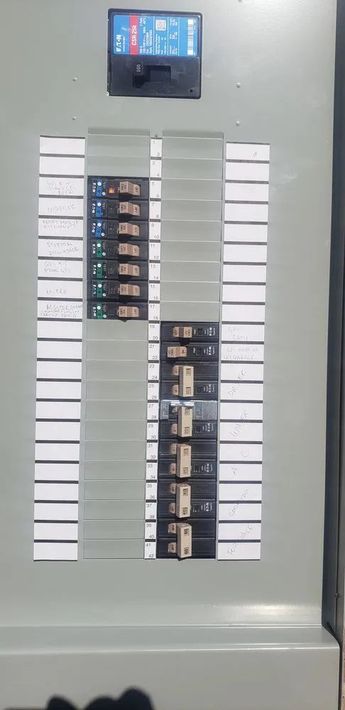 Slide of Benitez Electrical Services