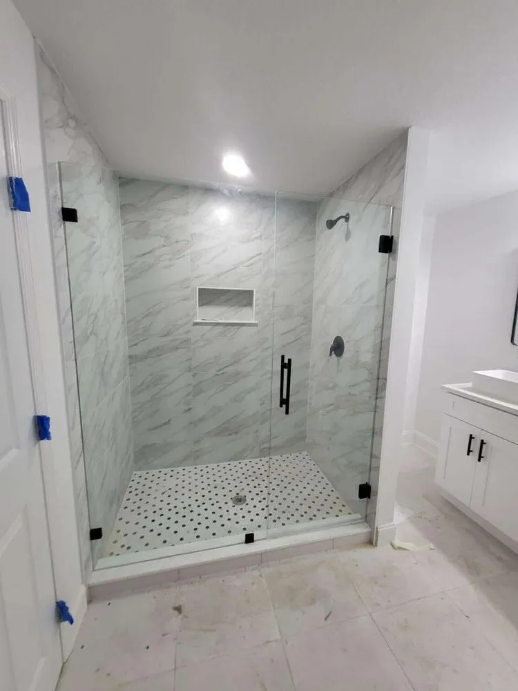 Slide of Benitez Handyman