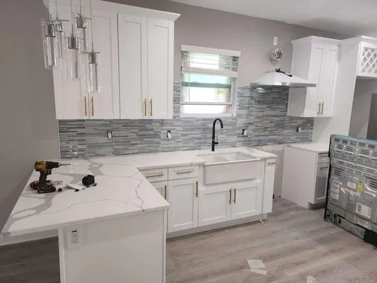 Benitez Handyman Logo