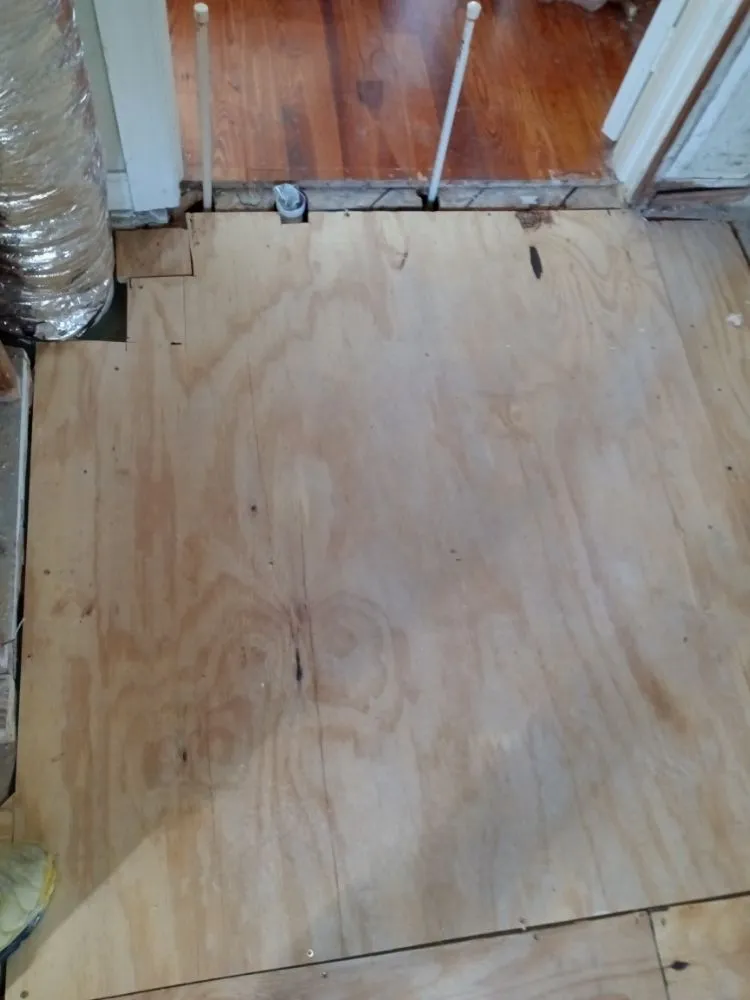 Slide of Benitez Handyman