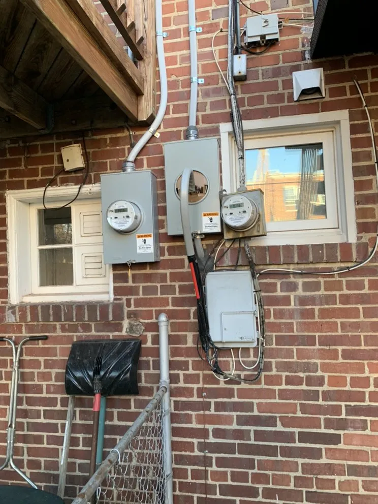 Slide of Benitez J. Electric Services