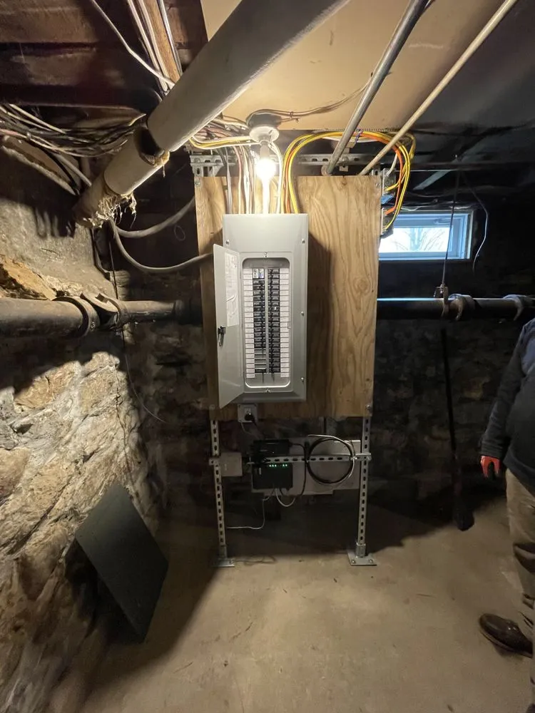 Slide of Benjamin Hoenshell Electrician