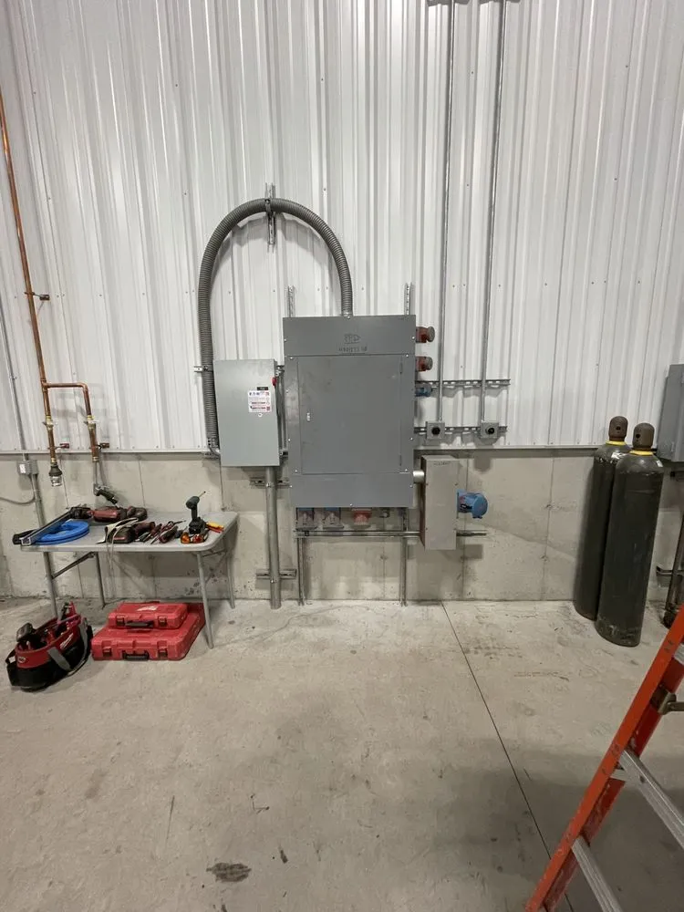 Slide of Benjamin Hoenshell Electrician