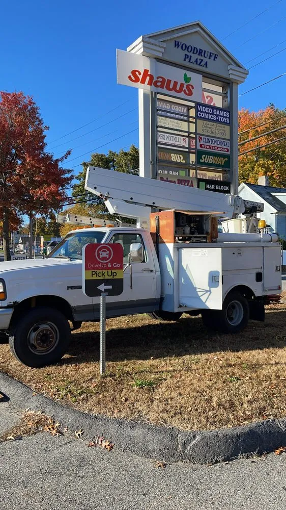 Slide of Benjamin Hoenshell Electrician