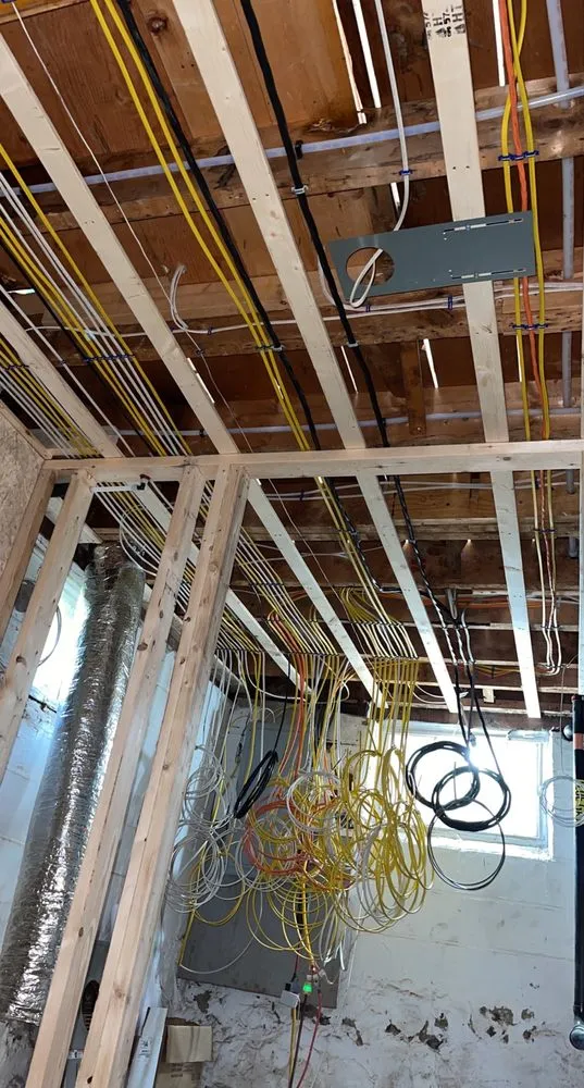 Slide of Benjamin Hoenshell Electrician