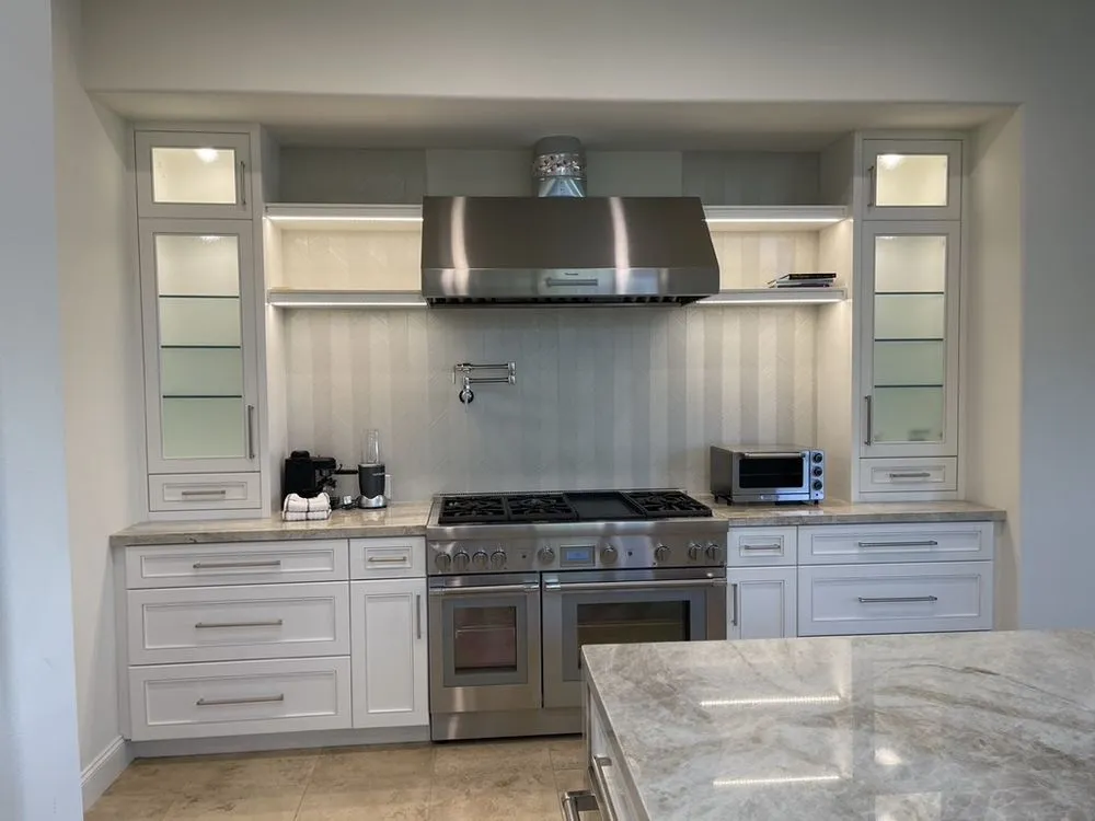 Slide of Benji Electric