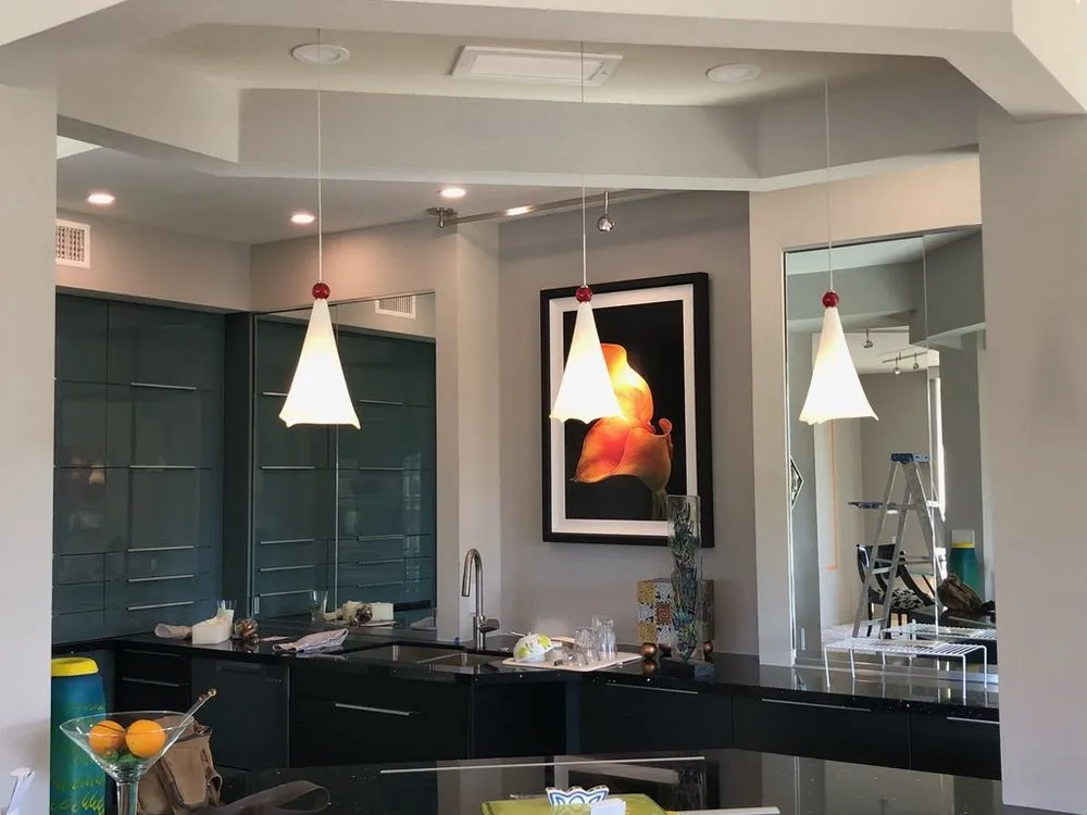 Slide of Benji Electric