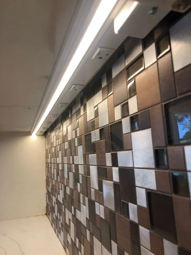 Slide of Benji Electric