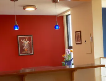 Slide of Benny Electric