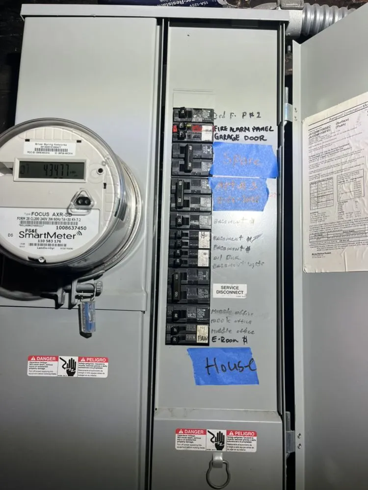 Slide of Benny Electrical