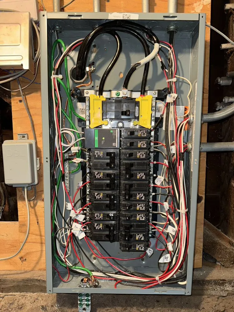 Slide of Benny Electrical