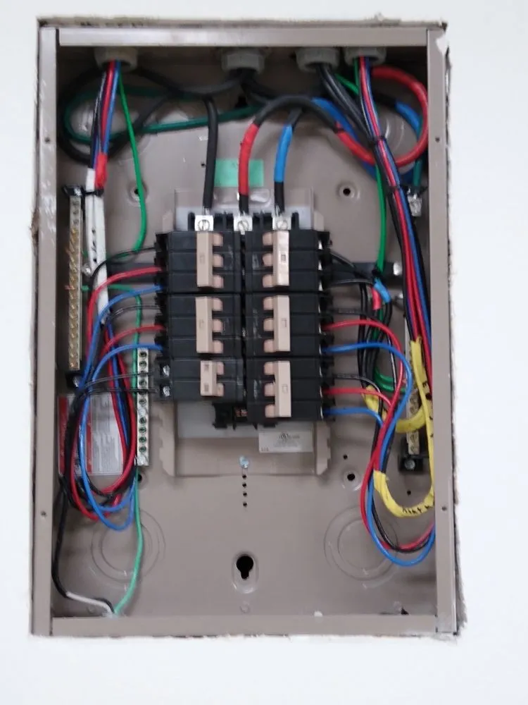 Slide of Benny's Electrical Services