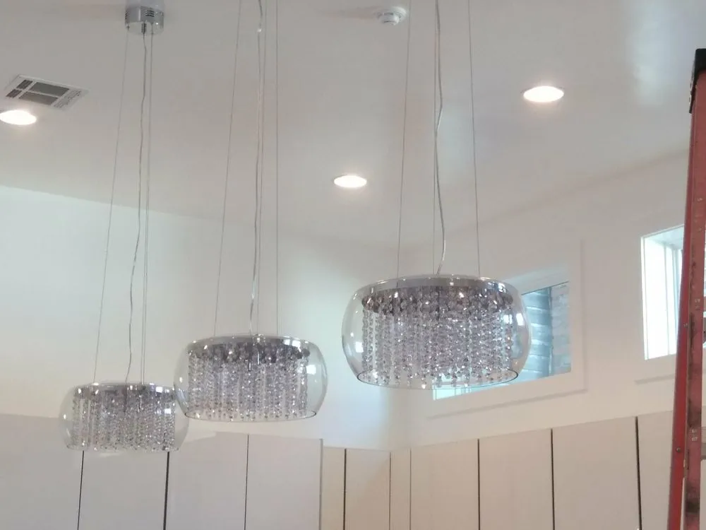 Slide of Benny's Electrical Services