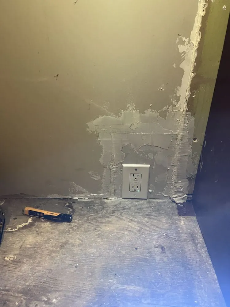 Slide of Bennys HVAC & Electrical