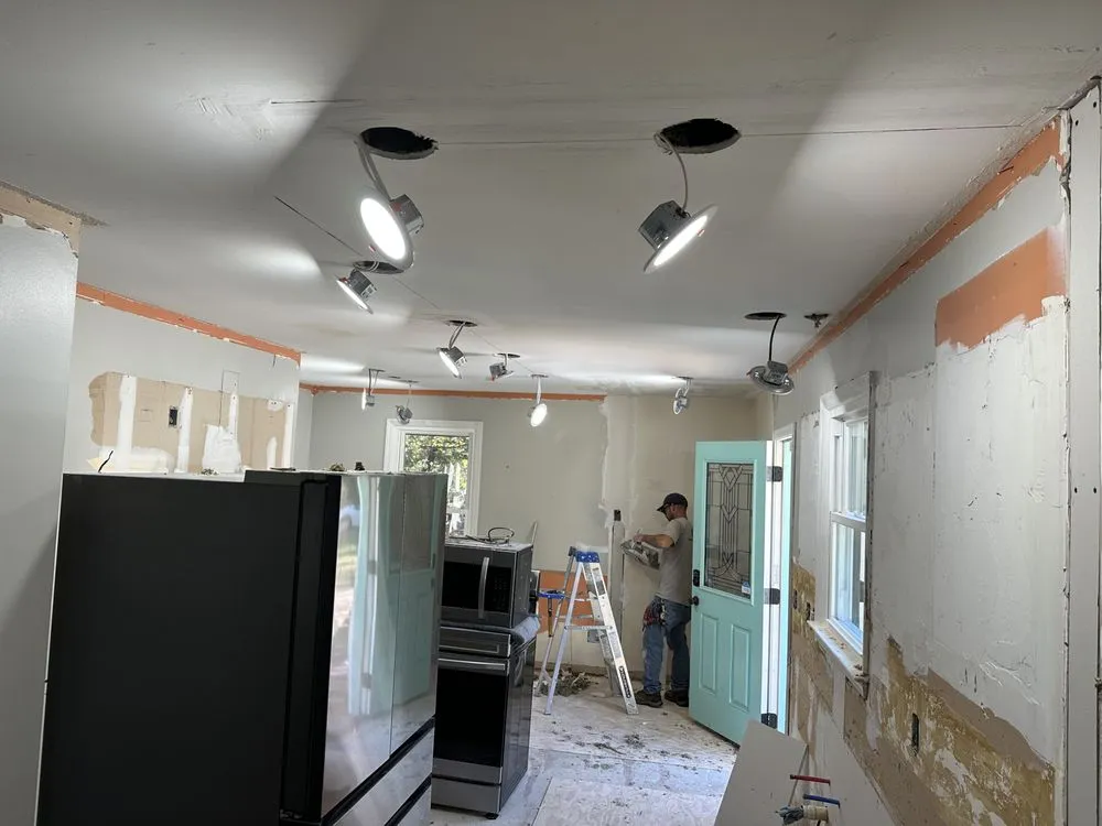 Slide of Ben'Z Electric