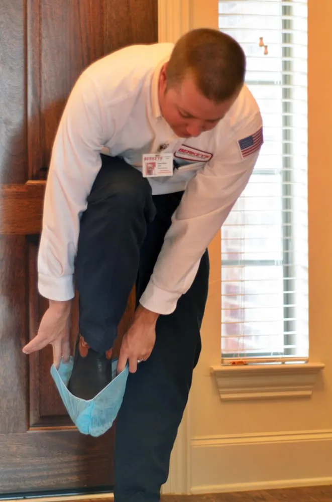 Emergency electrician providing panel upgrade in , 